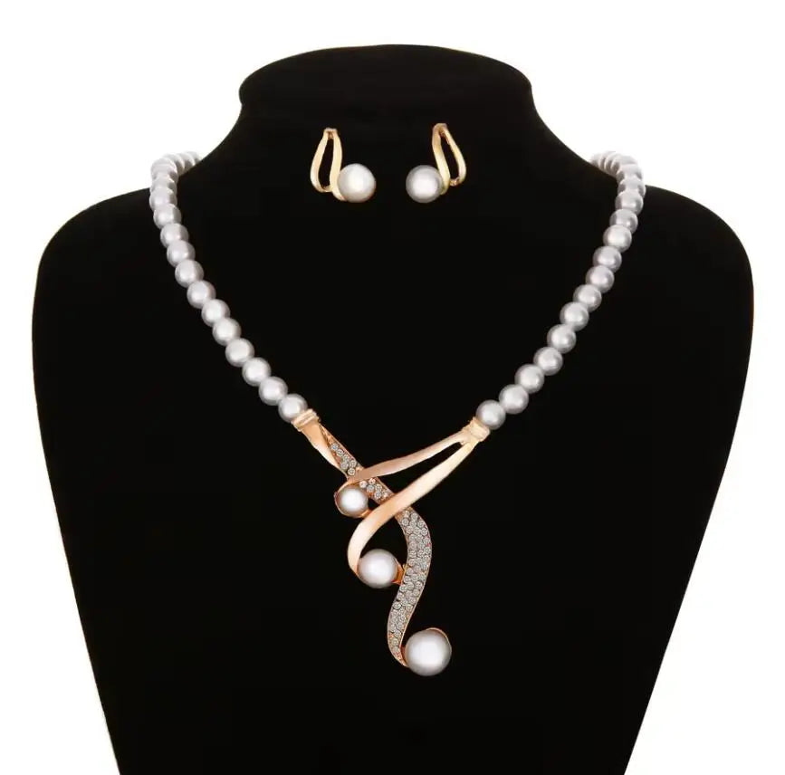 Vintage parel ketting+oorbellen set