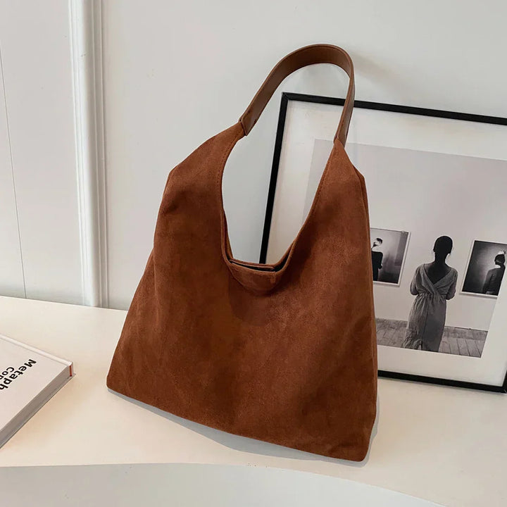 Selma - Suède Tote Bag