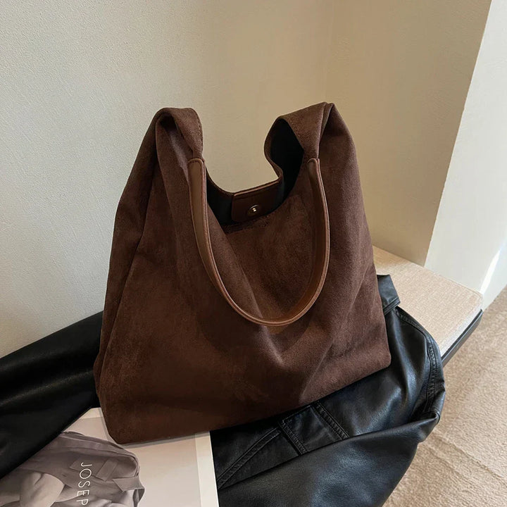 Selma - Suède Tote Bag